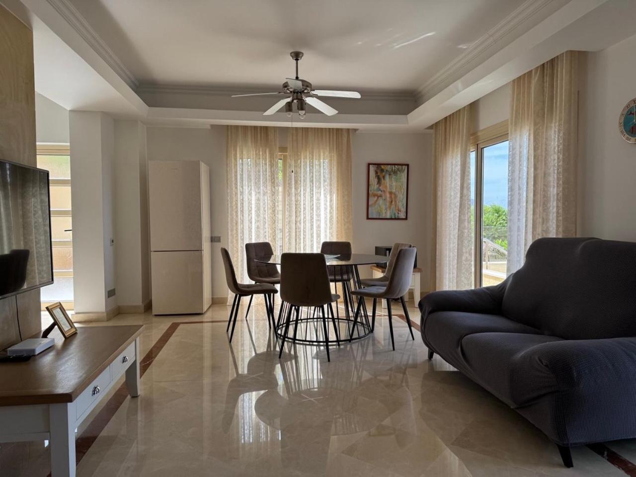 נאו חוריו Beach Villa Olivia מראה חיצוני תמונה