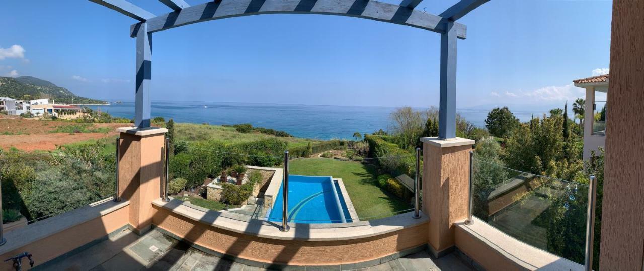 נאו חוריו Beach Villa Olivia מראה חיצוני תמונה